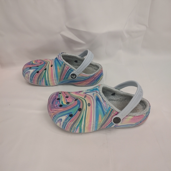 SOLD! Crocs "Tie Dye" Clogs Size 3 - Picture 3 of 6